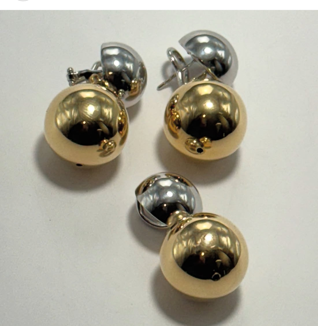 Earrings and pendant